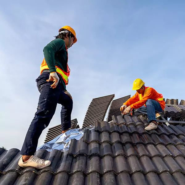 Why Morton Grove, IL Property Owners Trust Morton Grove Roofing Pro for Emergency Roof Repair?